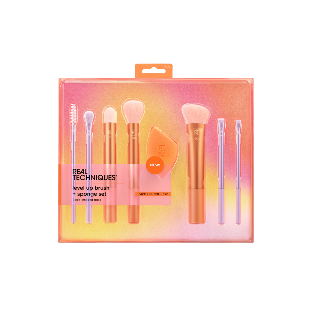 Real Techniques Level Up Brush And Sponge Kit - Medaid