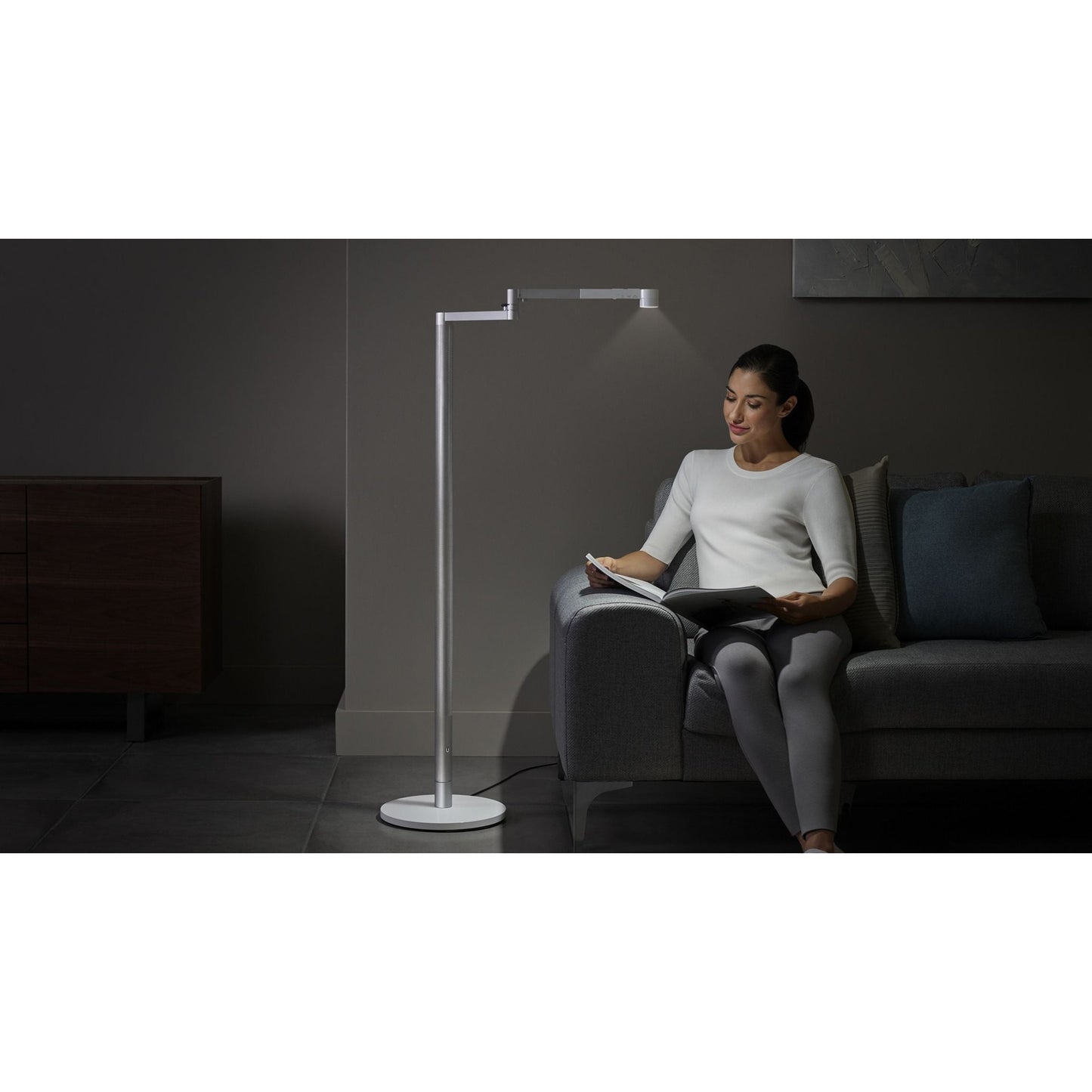 Dyson Solarcycle Morph™ floor light CF06 (White/Silver) - Medaid