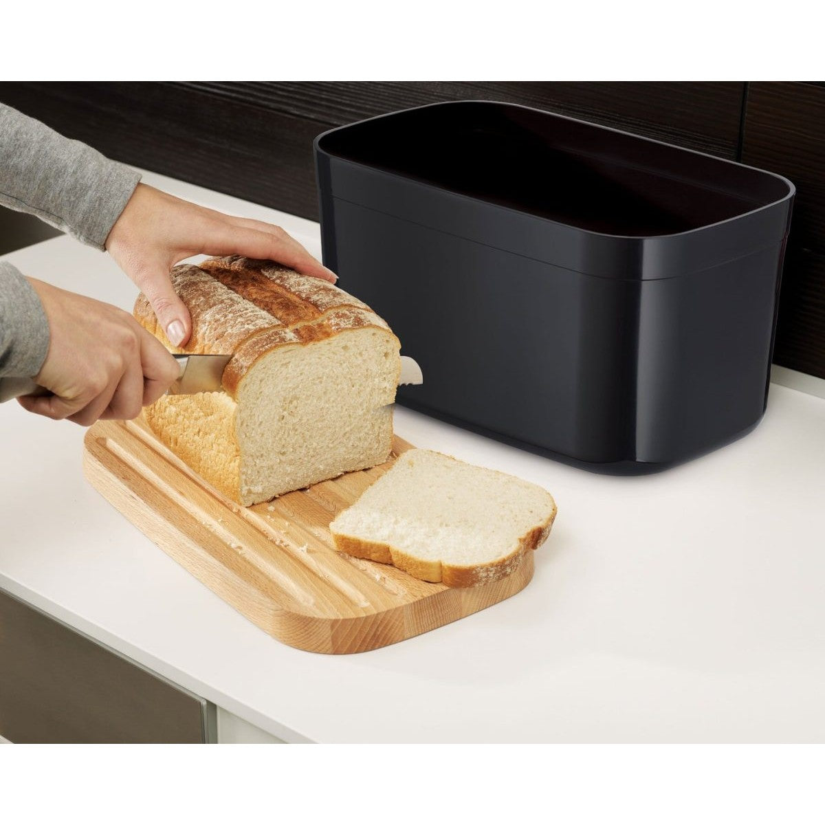 Joseph Joseph Bread Bin with Bamboo Lid - Medaid