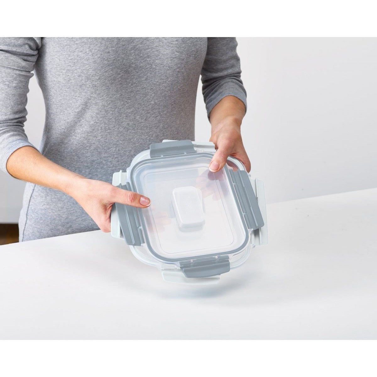 Joseph Joseph Nest Lock Multi-size Container Set - Sky - Medaid