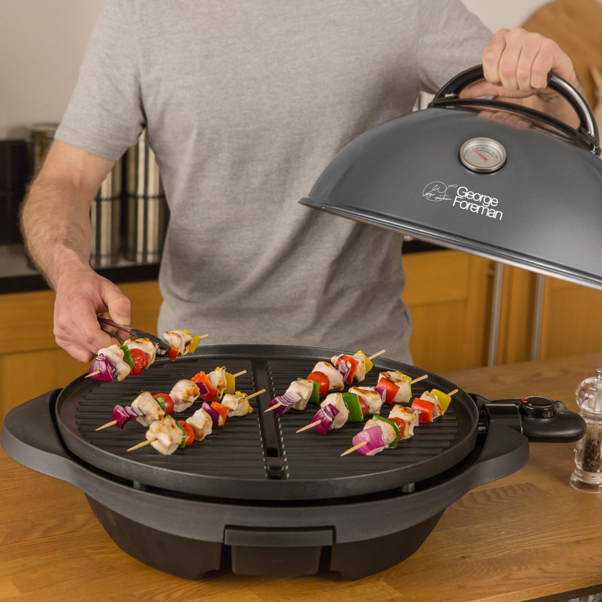 Russell Hobbs George Foreman Indoor & Outdoor Grill.( Removable Stand ) - Medaid