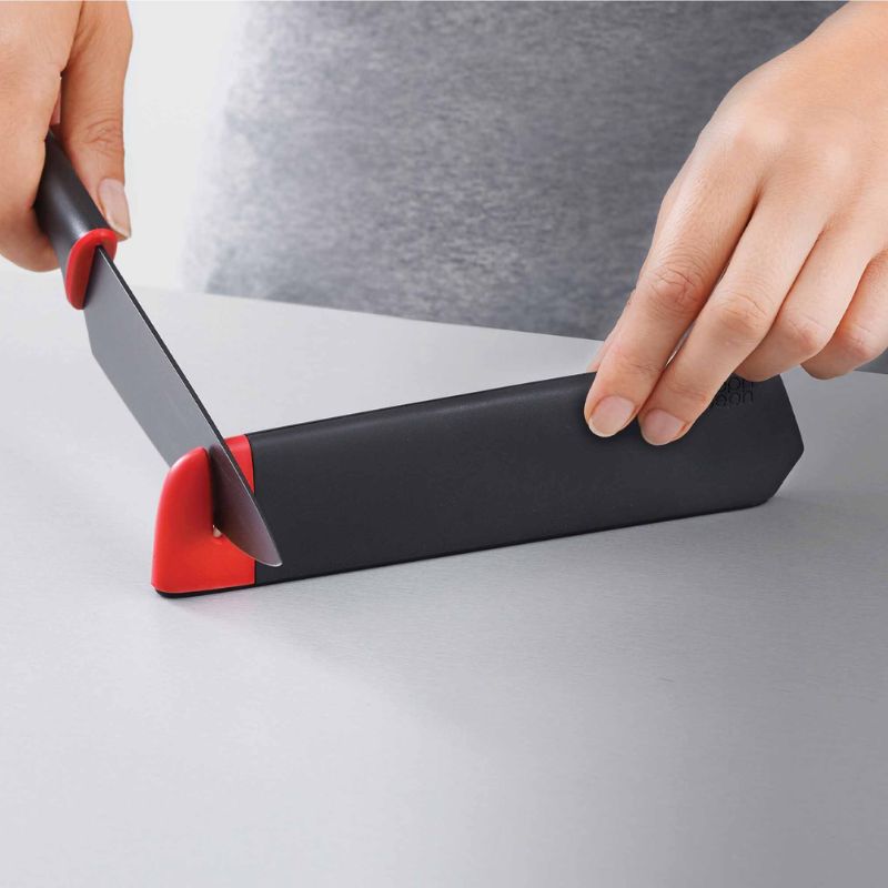 Joseph Joseph Slice&Sharpen™ Set of 2 Knives with Sharpening Sheaths - Medaid