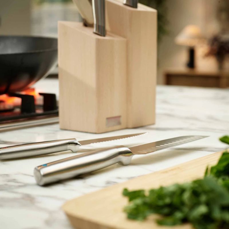 Joseph Joseph Elevate™ Fusion 5-piece Knife & Scissor Set with Beechwood Block - Medaid