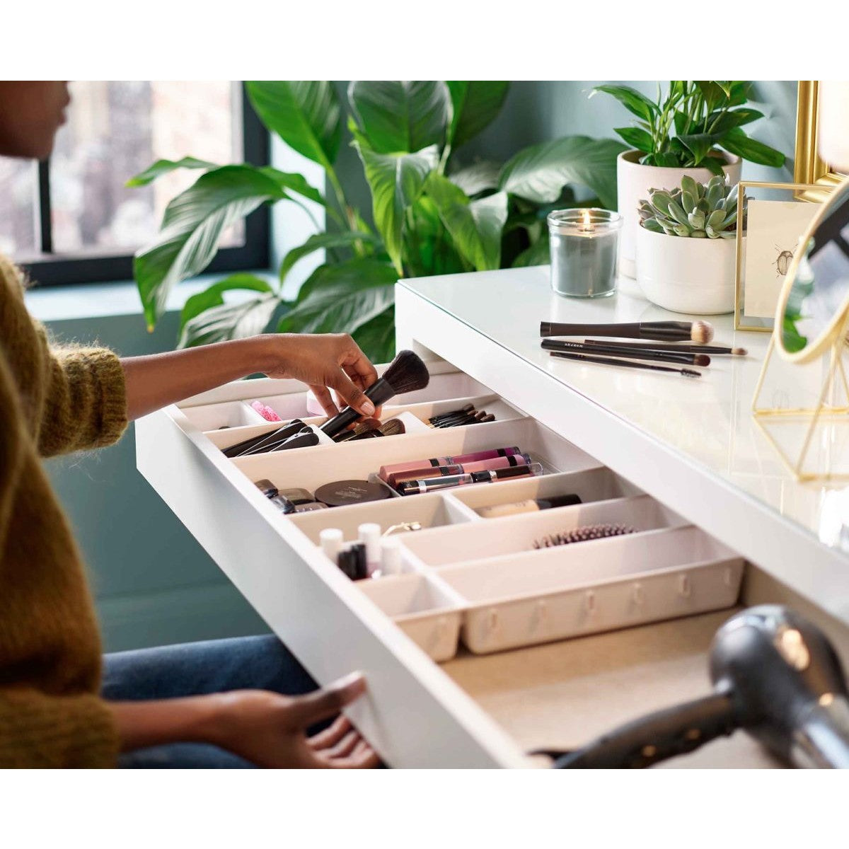 Joseph Joseph Viva 12-piece Makeup Drawer Organiser Set - Medaid