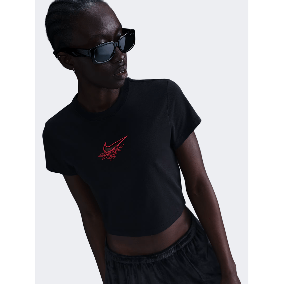 Nike Sportswear Chill Knit Women Lifestyle T-Shirt Black - Medaid