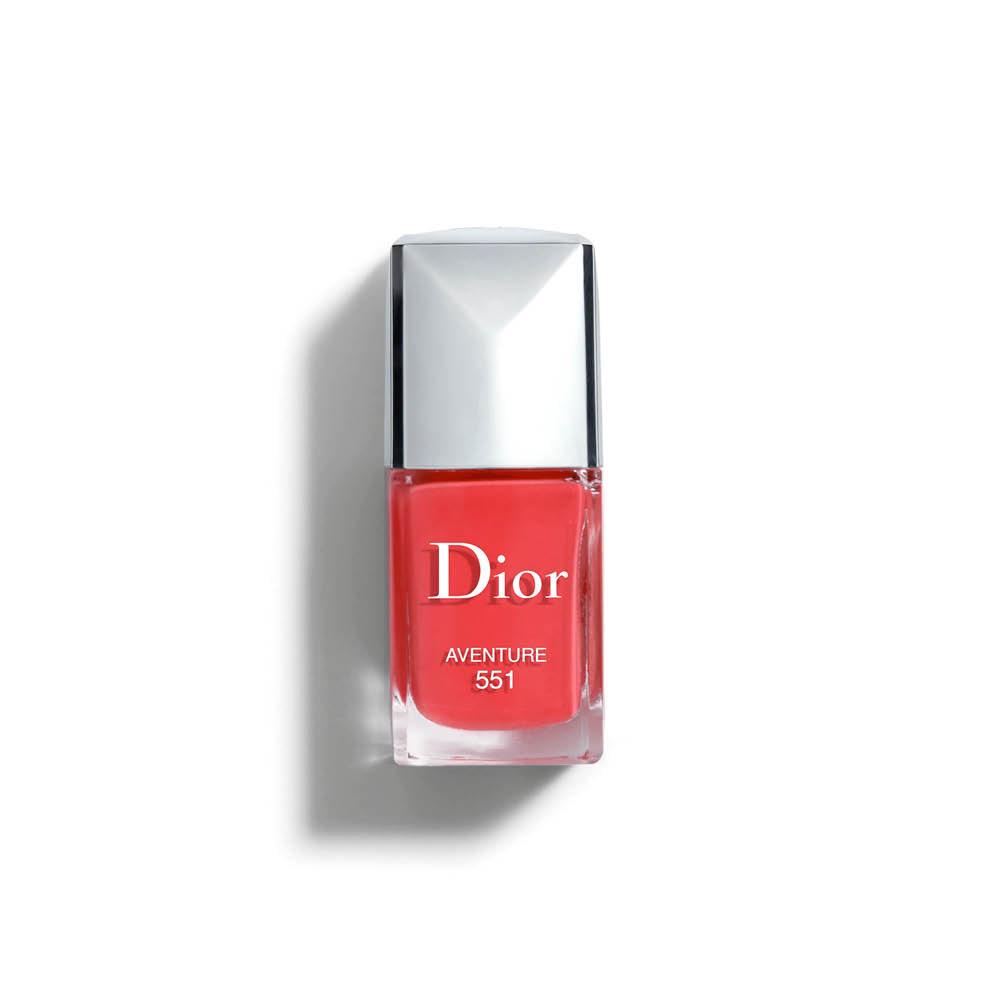 Dior Vernis - Couture Colour, Gel Shine, Long Wear Nail Lacquer - Medaid