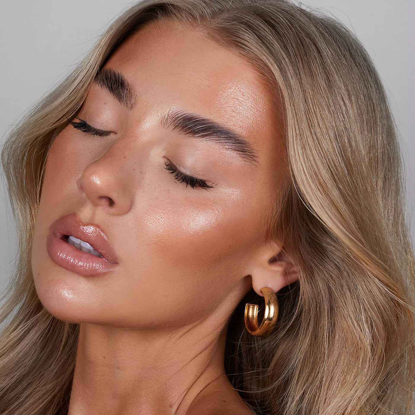 REFY - Gloss Highlighter | 20 mL - Medaid