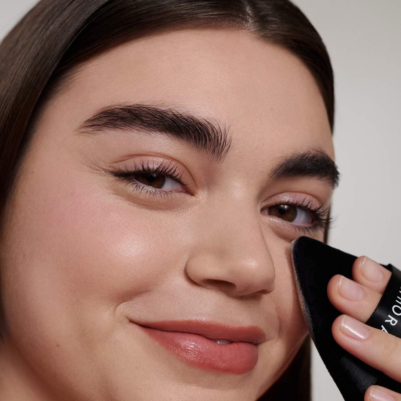 SEPHORA COLLECTION - Velour Makeup Powder Puff - Medaid